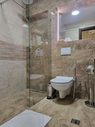 Гостевой дом Звезда Саратов Cемейный номер с собственной ванной комнатой-6